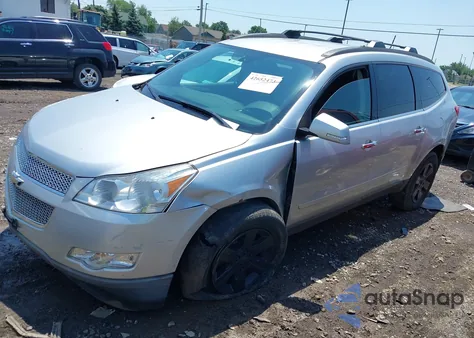 2012 Chevrolet Traverse 1Lt из США, поврежденный, VIN 1GNKVGED5CJ356853